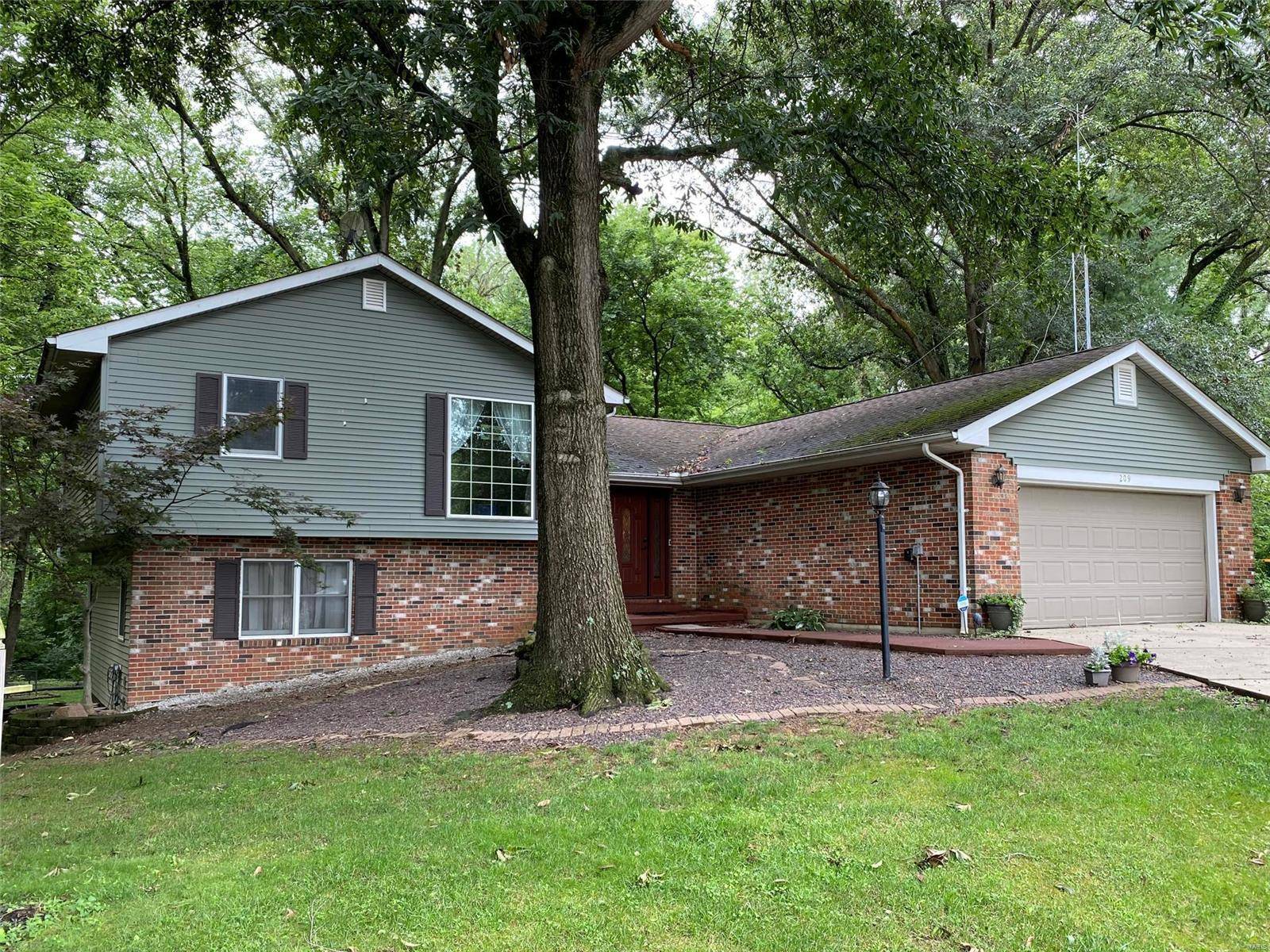 Okawville, IL 62271,209 S Cypress LN