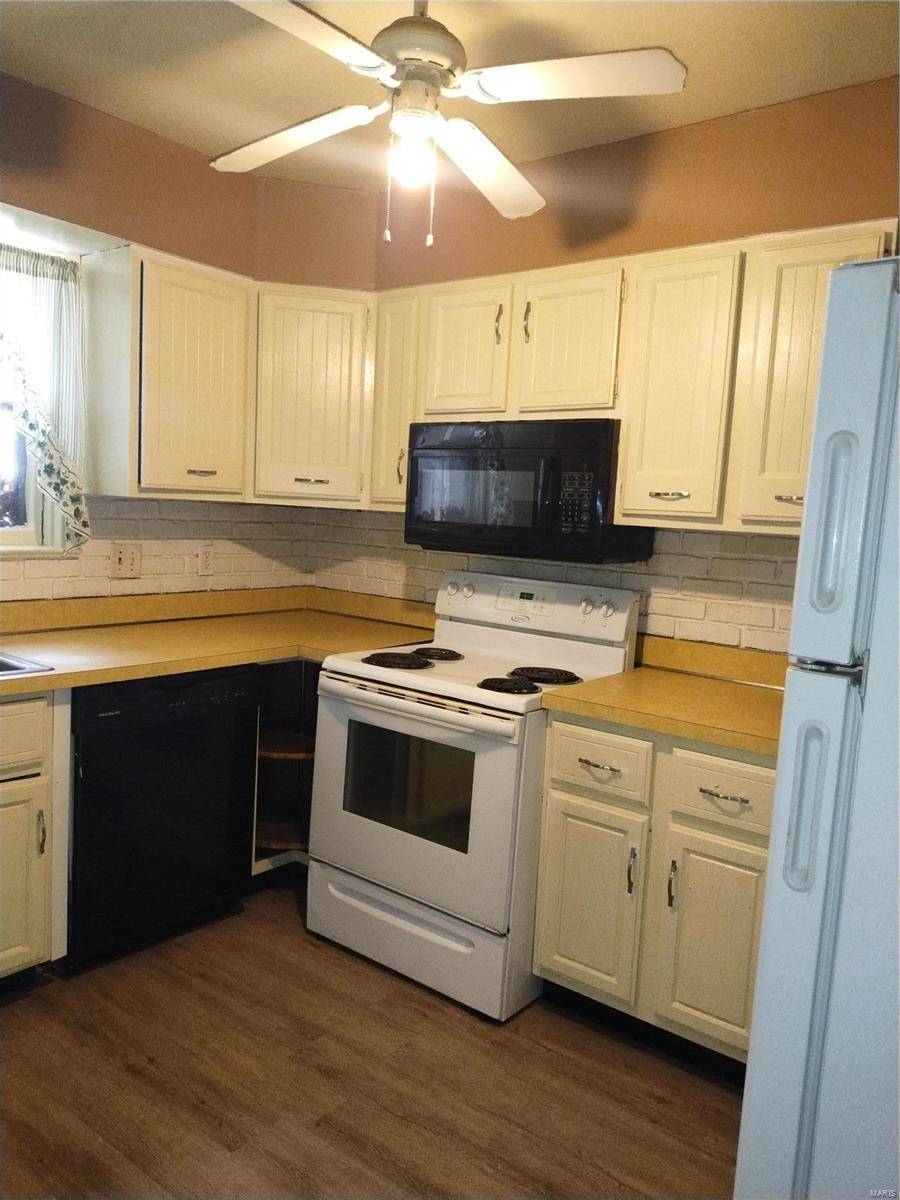 St Louis, MO 63134,6226 Tyndall DR