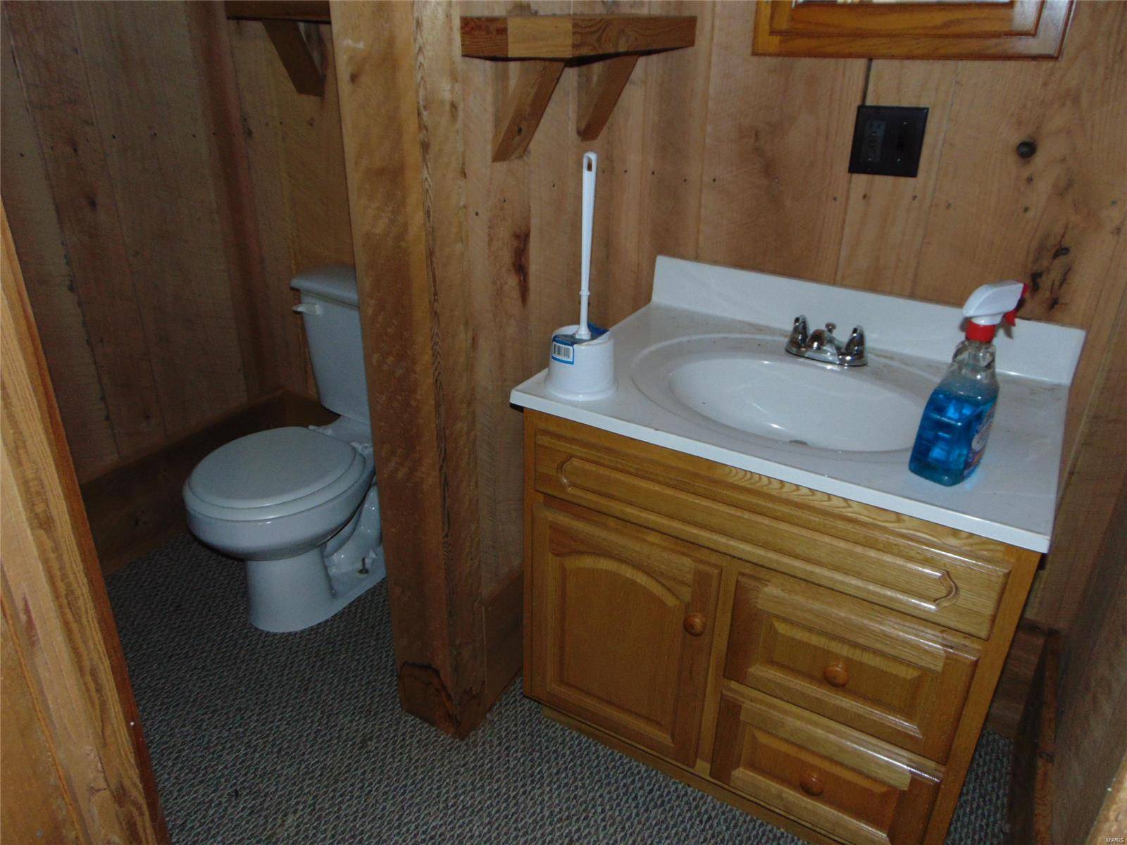 Duquoin, IL 62932,0 Coffer RD