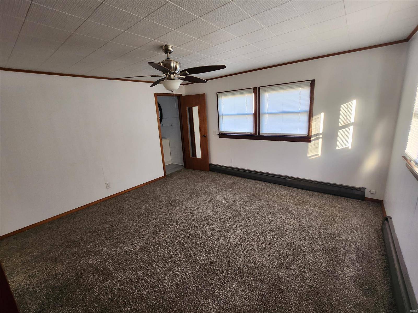 Staunton, IL 62088,200 E 2nd ST