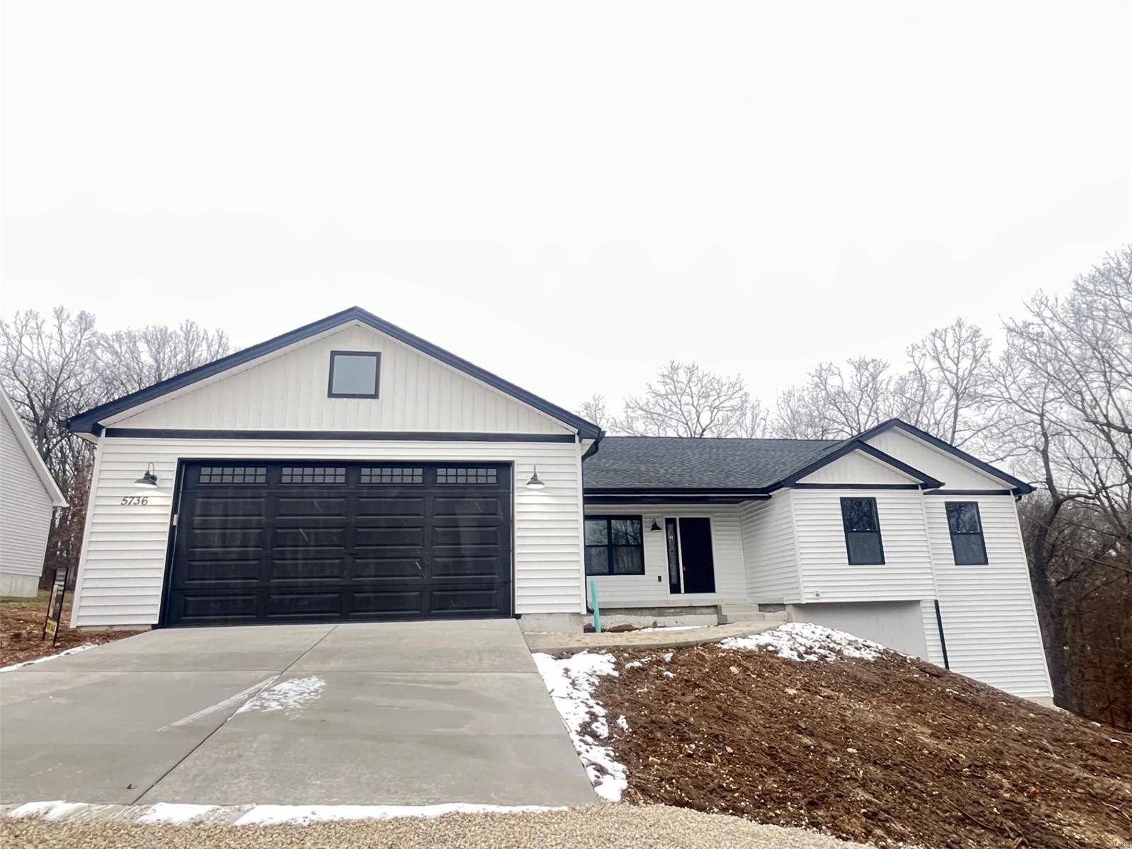 High Ridge, MO 63049,5736 La Trace LN