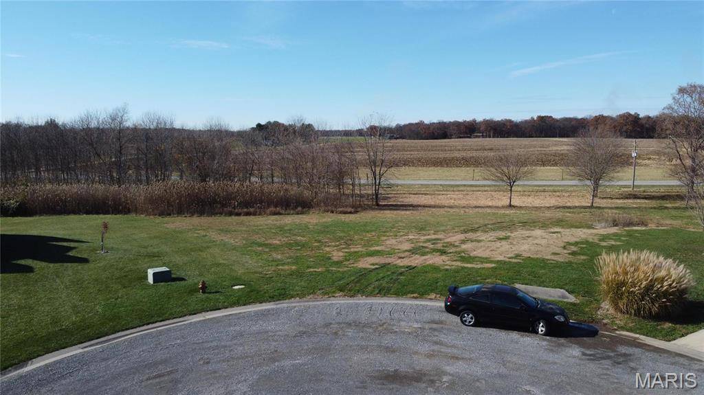 St Libory, IL 62282,964 Kleefeld LN
