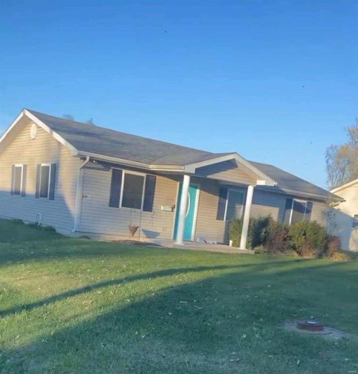 Bowling Green, MO 63334,1319 W Church ST