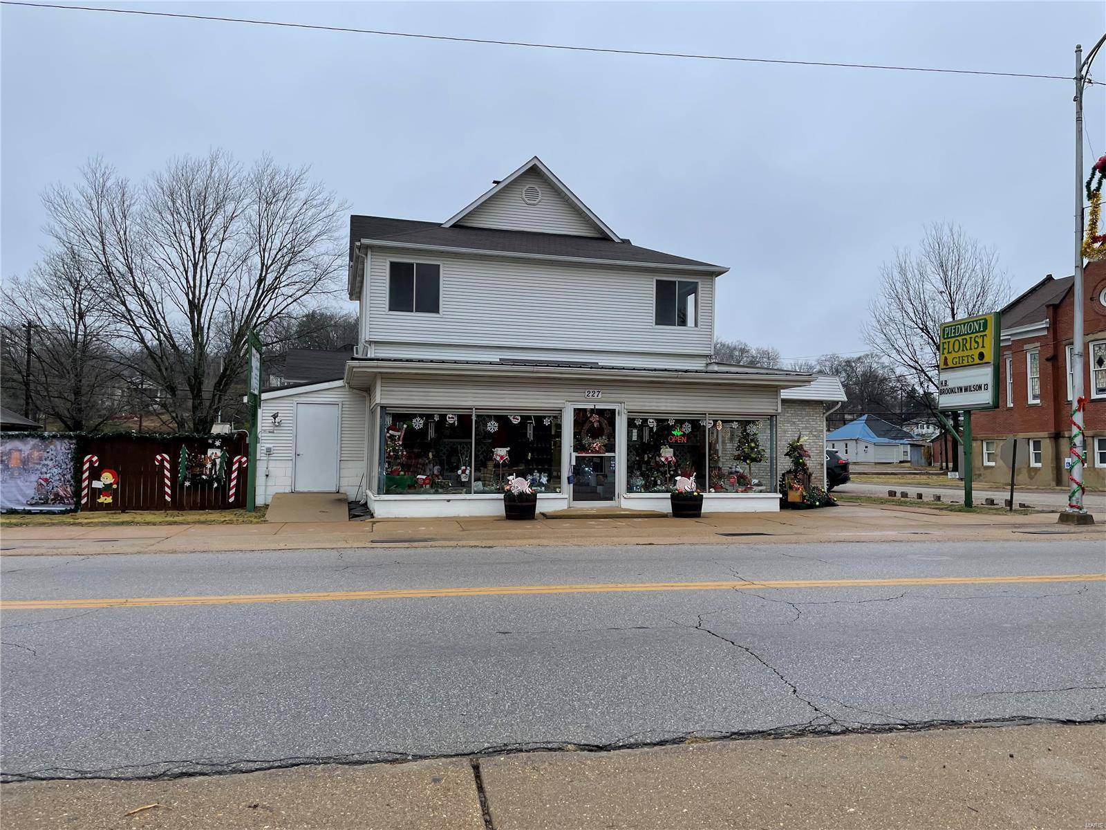 Piedmont, MO 63957,227 N. Main St.