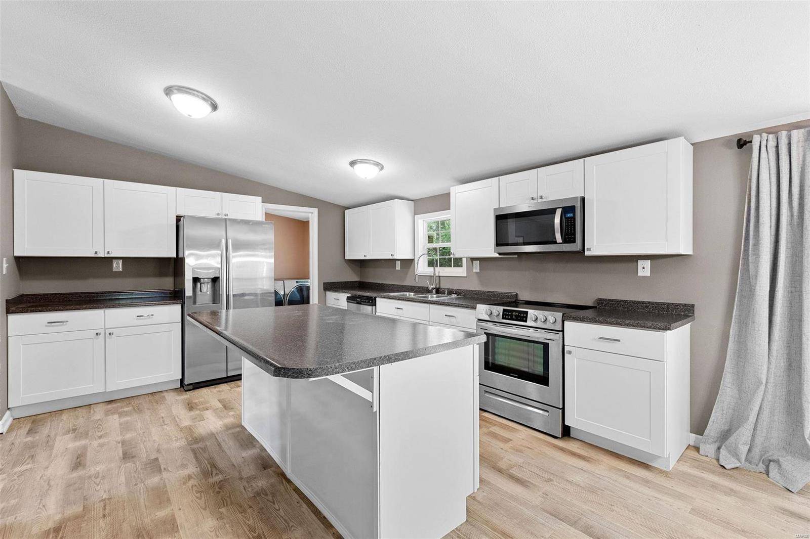 Imperial, MO 63052,3187 Quiet Forest DR