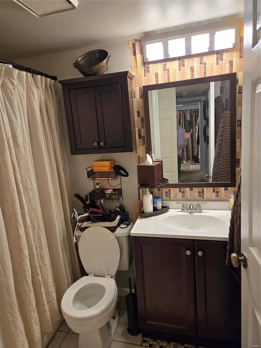 Grover, MO 63040,134 Jubilee Hill DR #L