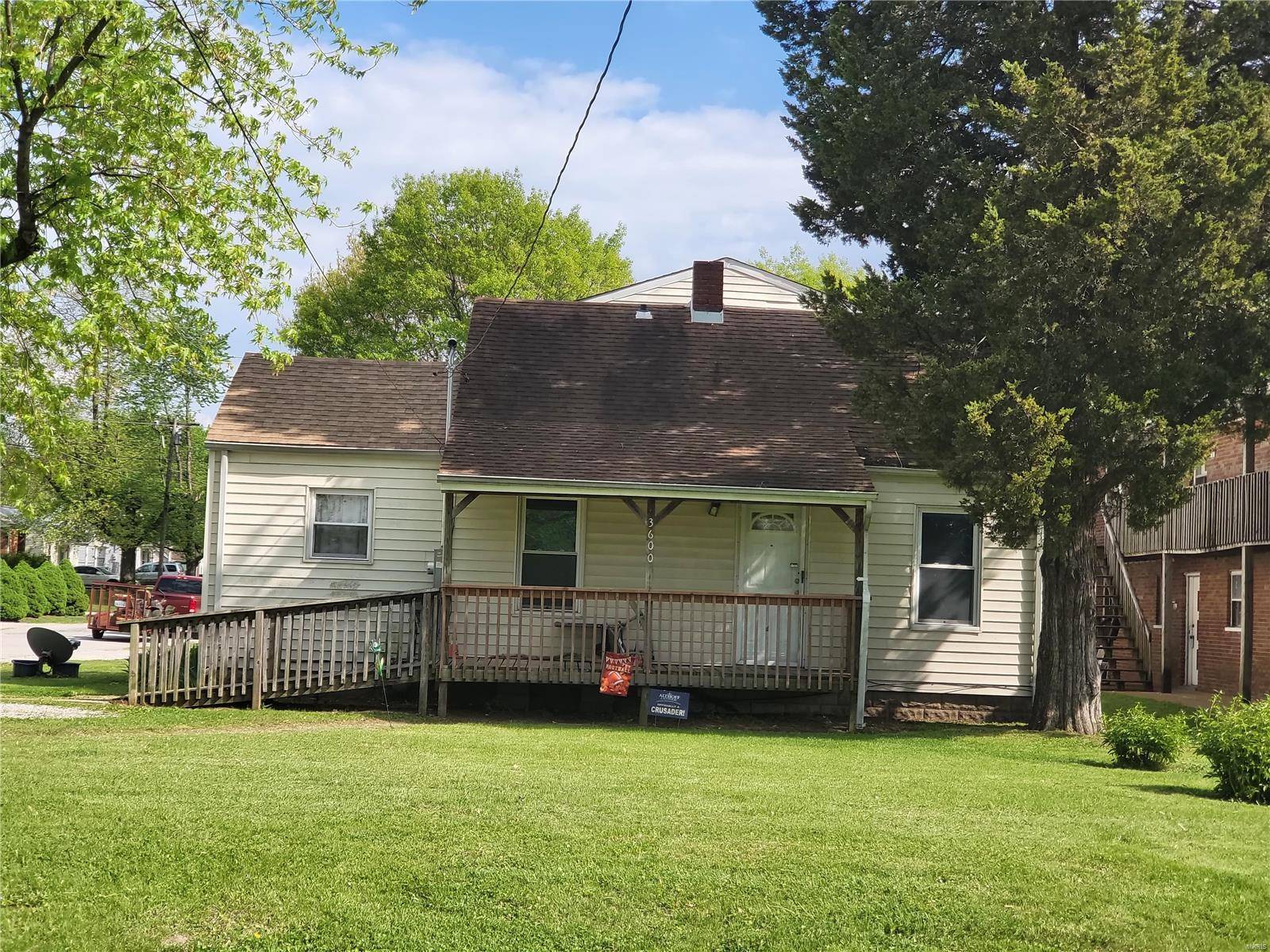 Cahokia, IL 62206,3600 Falling Springs RD #A & B