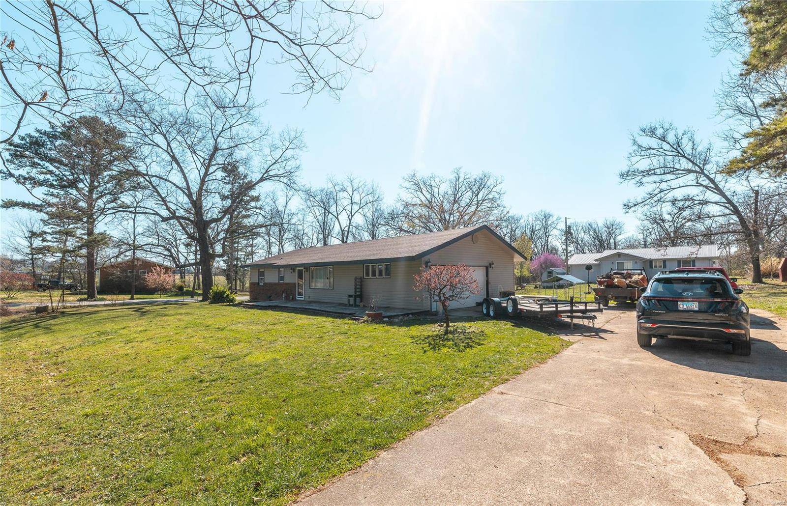 Houston, MO 65483,1325 West Crest Drive