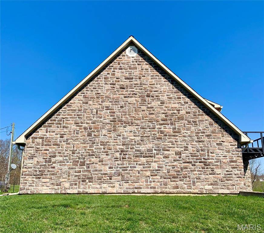 Perry, MO 63462,24613 Shady Oak PL
