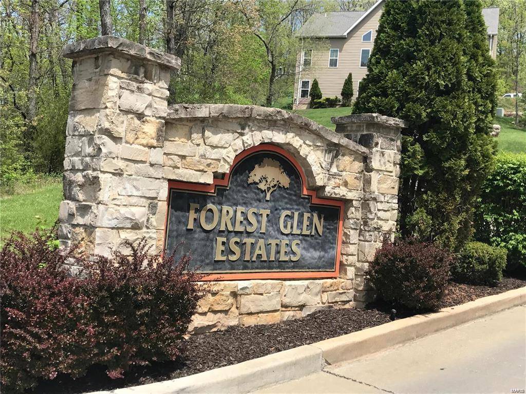 Pacific, MO 63069,2746 Forest Glen DR