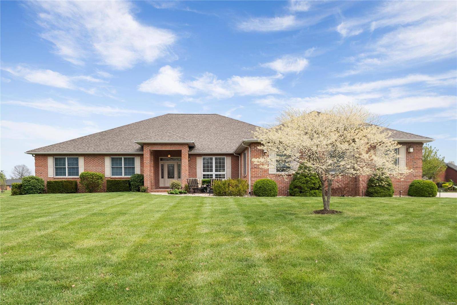 Smithton, IL 62285,4220 Water Oak LN