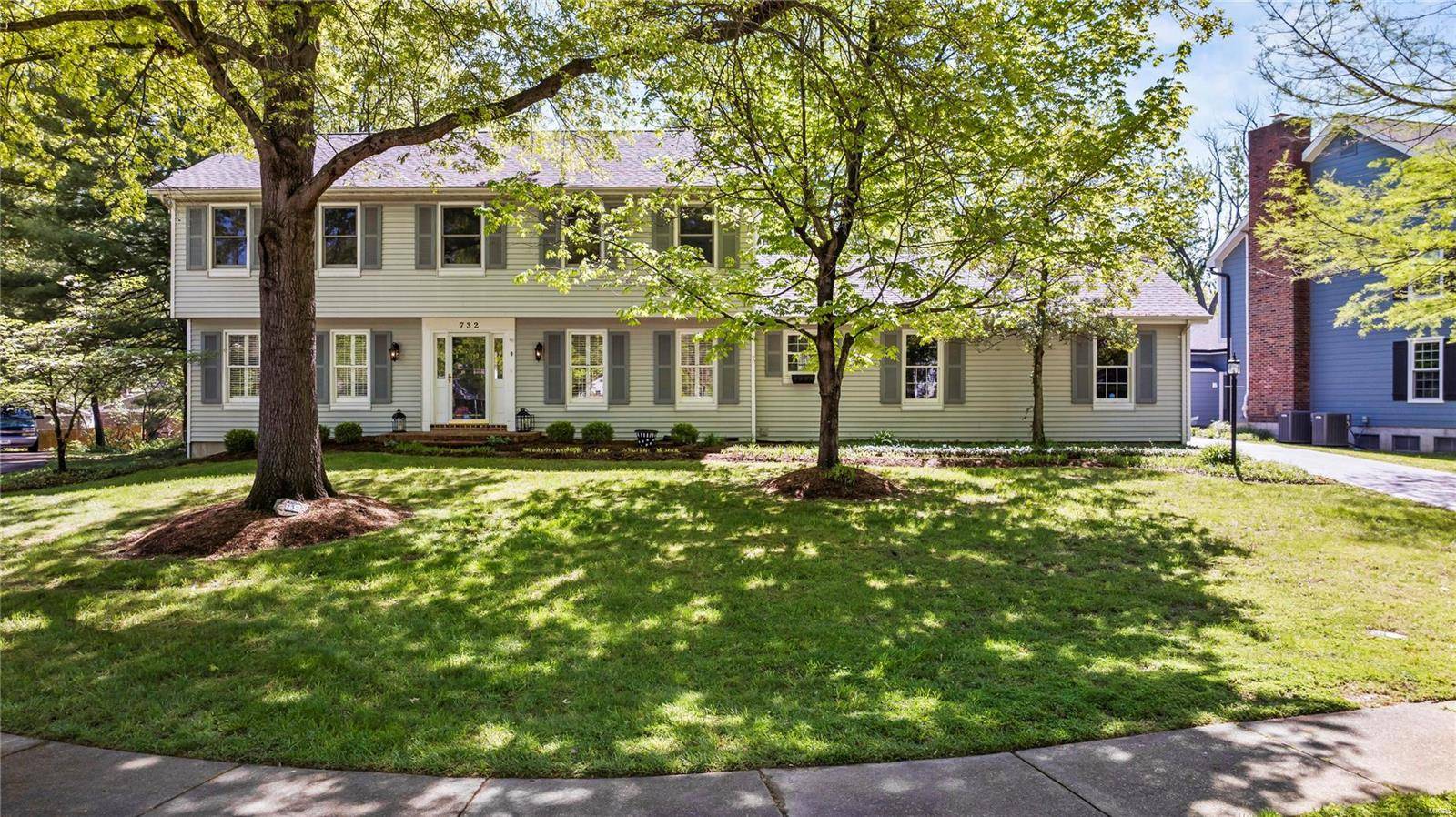 Kirkwood, MO 63122,732 Colonial Oak LN