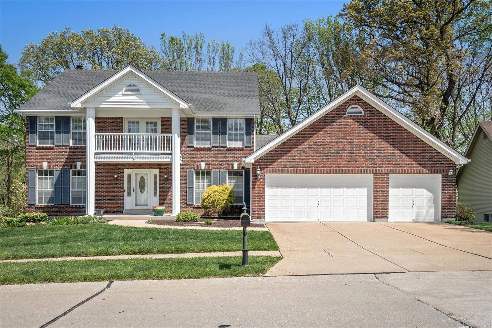 Florissant, MO 63034,15549 Debridge WAY