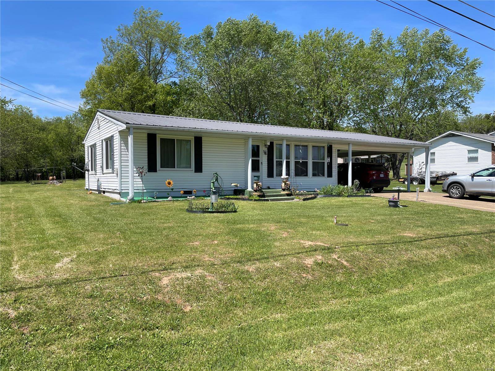 Piedmont, MO 63957,901 Northwood Drive