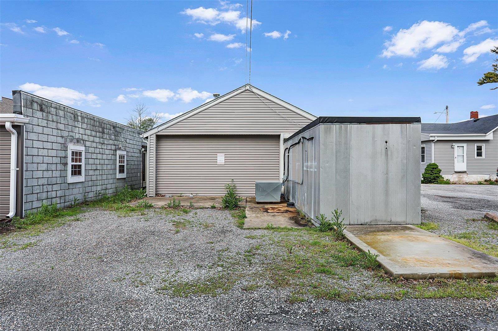 Maryville, IL 62062,2112 S Center ST