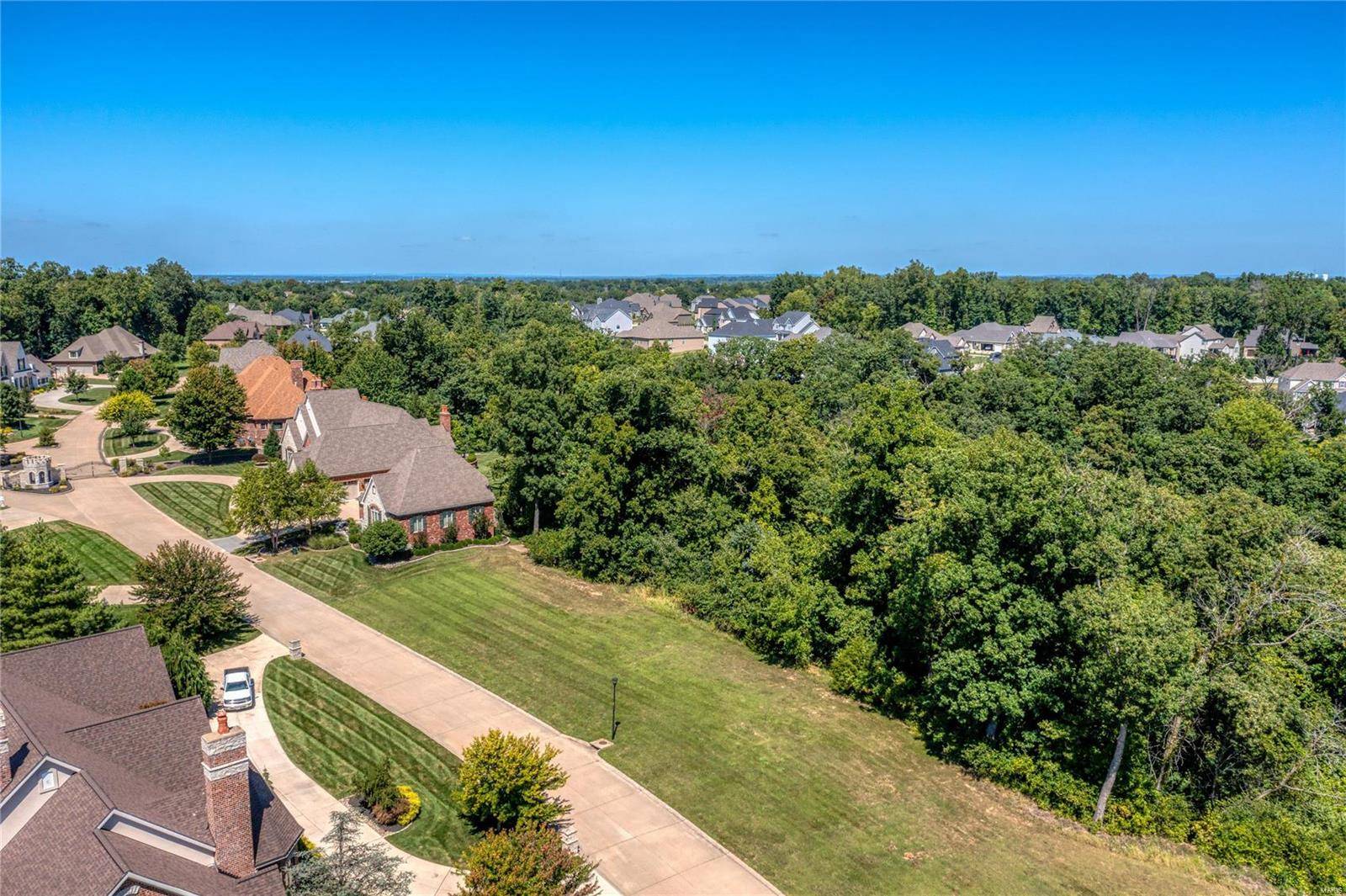 St Charles, MO 63304,69 Castle Bluff DR