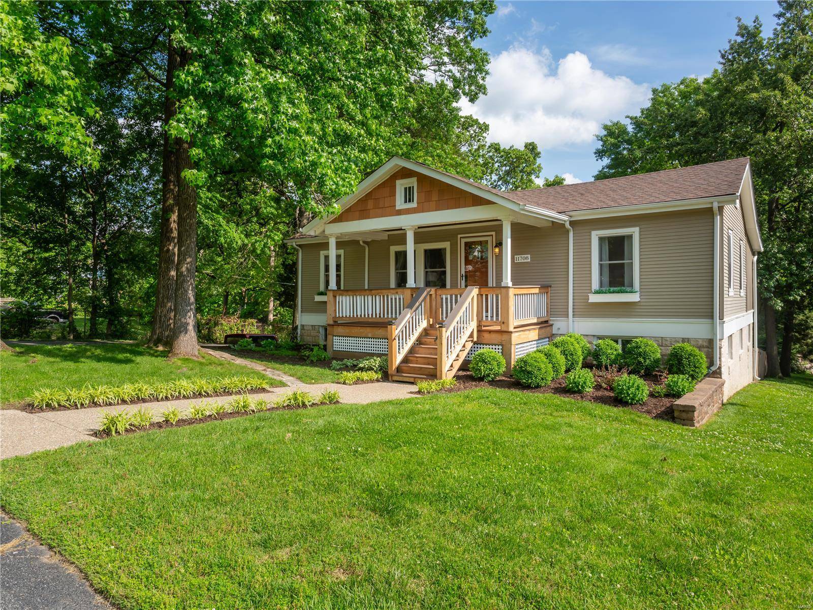 Kirkwood, MO 63122,11708 Big Bend RD