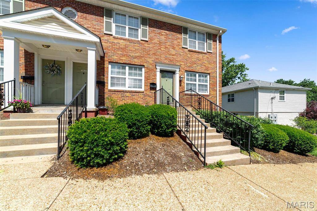 St Louis, MO 63144,1509 Swallow DR