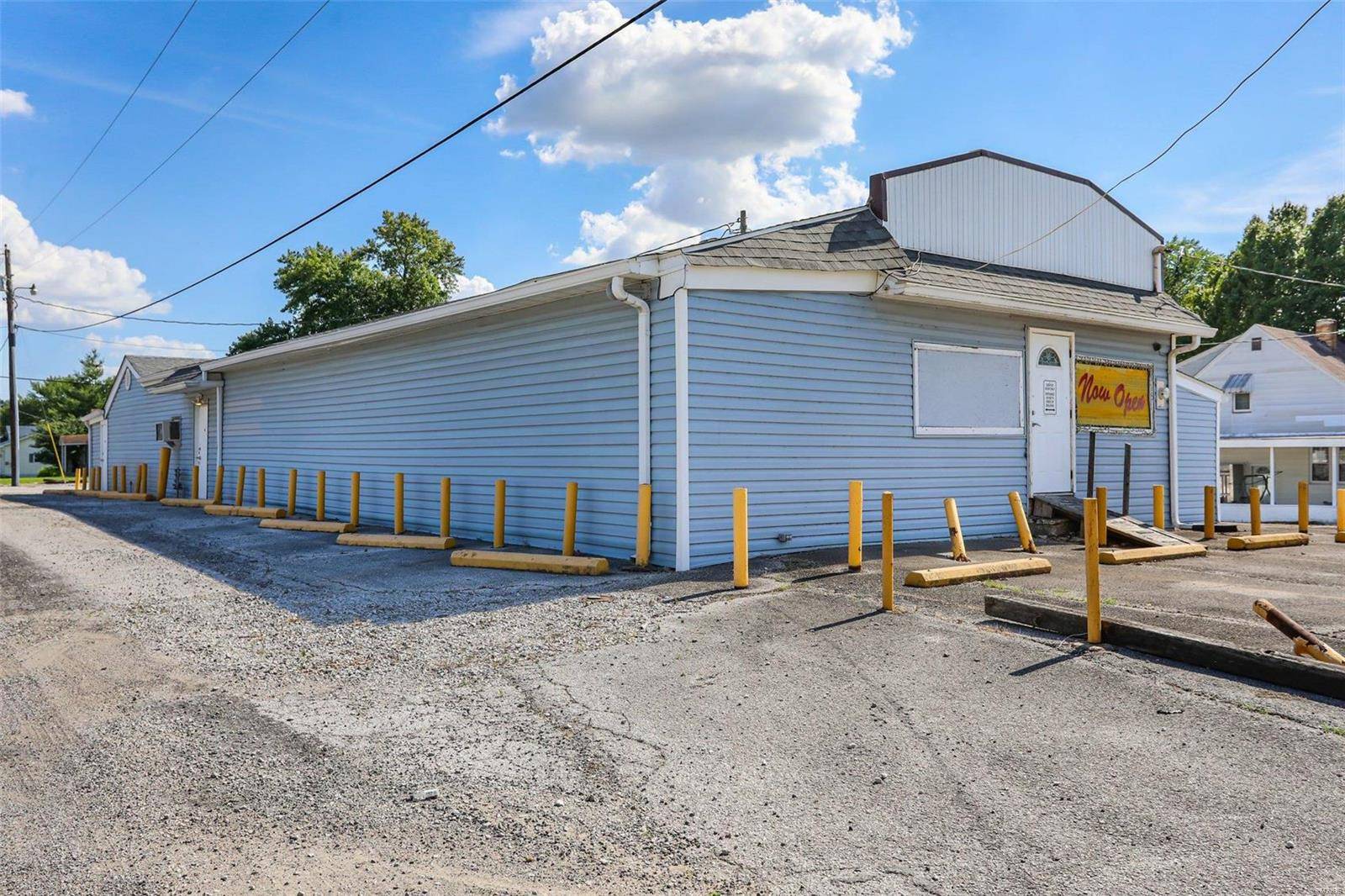 Bethalto, IL 62010,5150 State Route 140