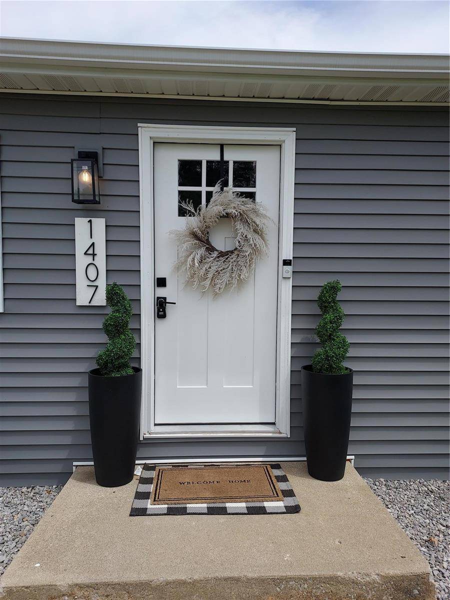 Greenville, IL 62246,1407 Cardinal DR