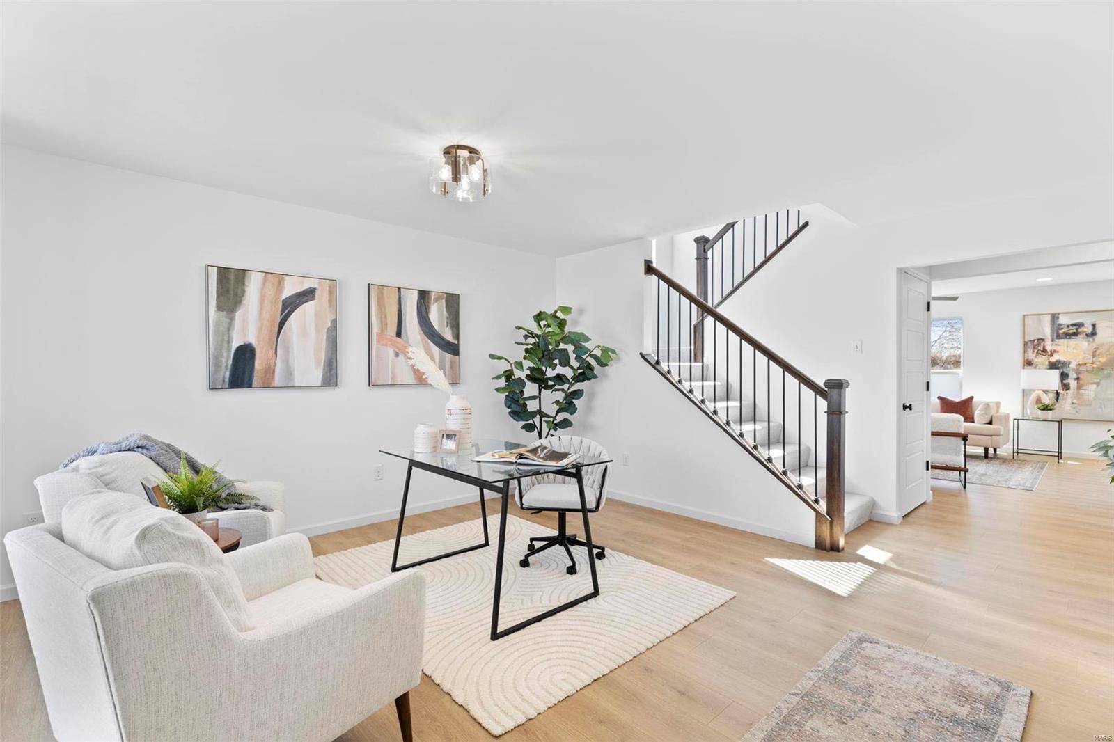 Maryland Heights, MO 63146,2 Sterling