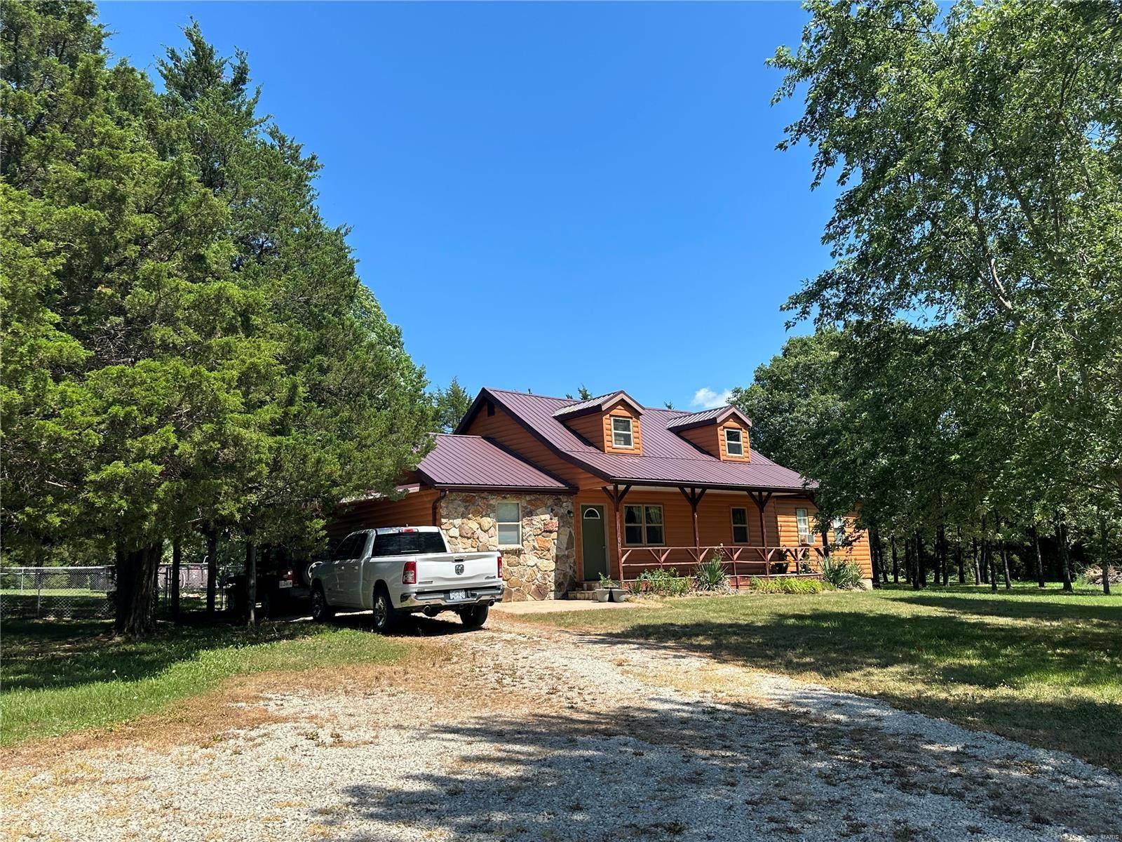 Belle, MO 65013,36332 Highway EE