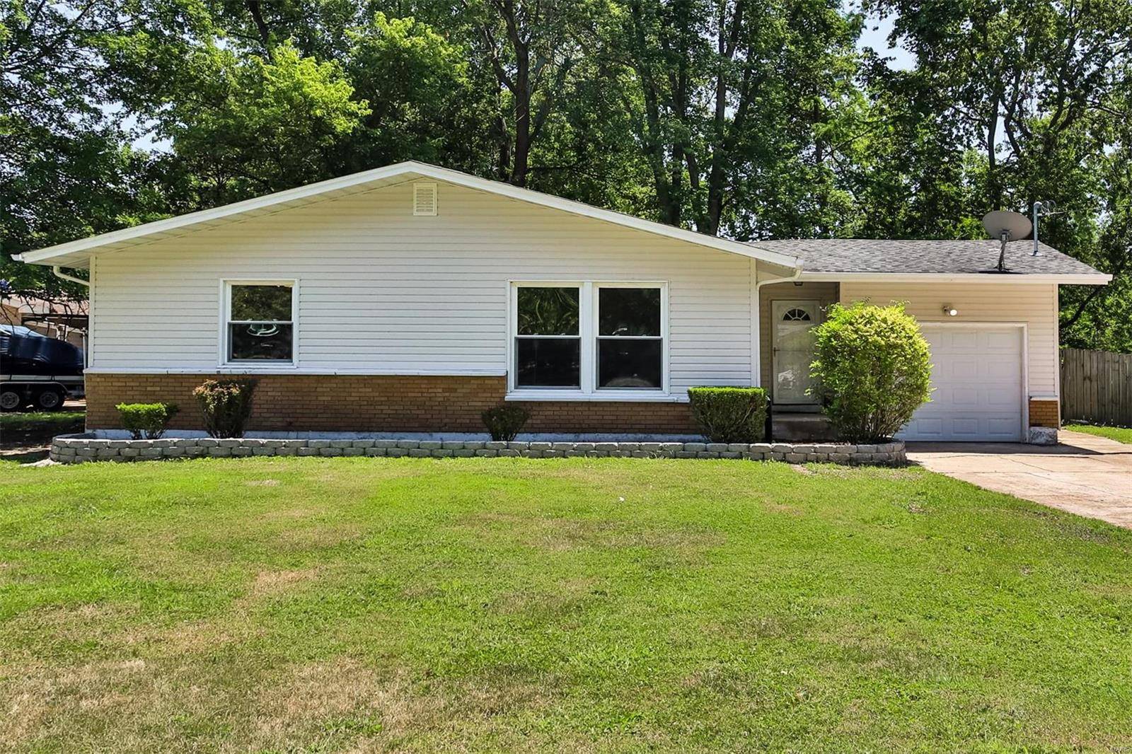 Arnold, MO 63010,484 Electra DR