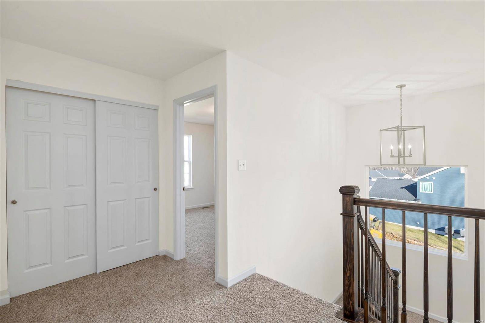 Eureka, MO 63025,713 Crested Point DR