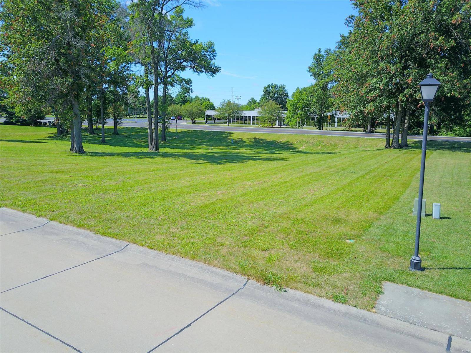 Carlinville, IL 62626,3 Eastland