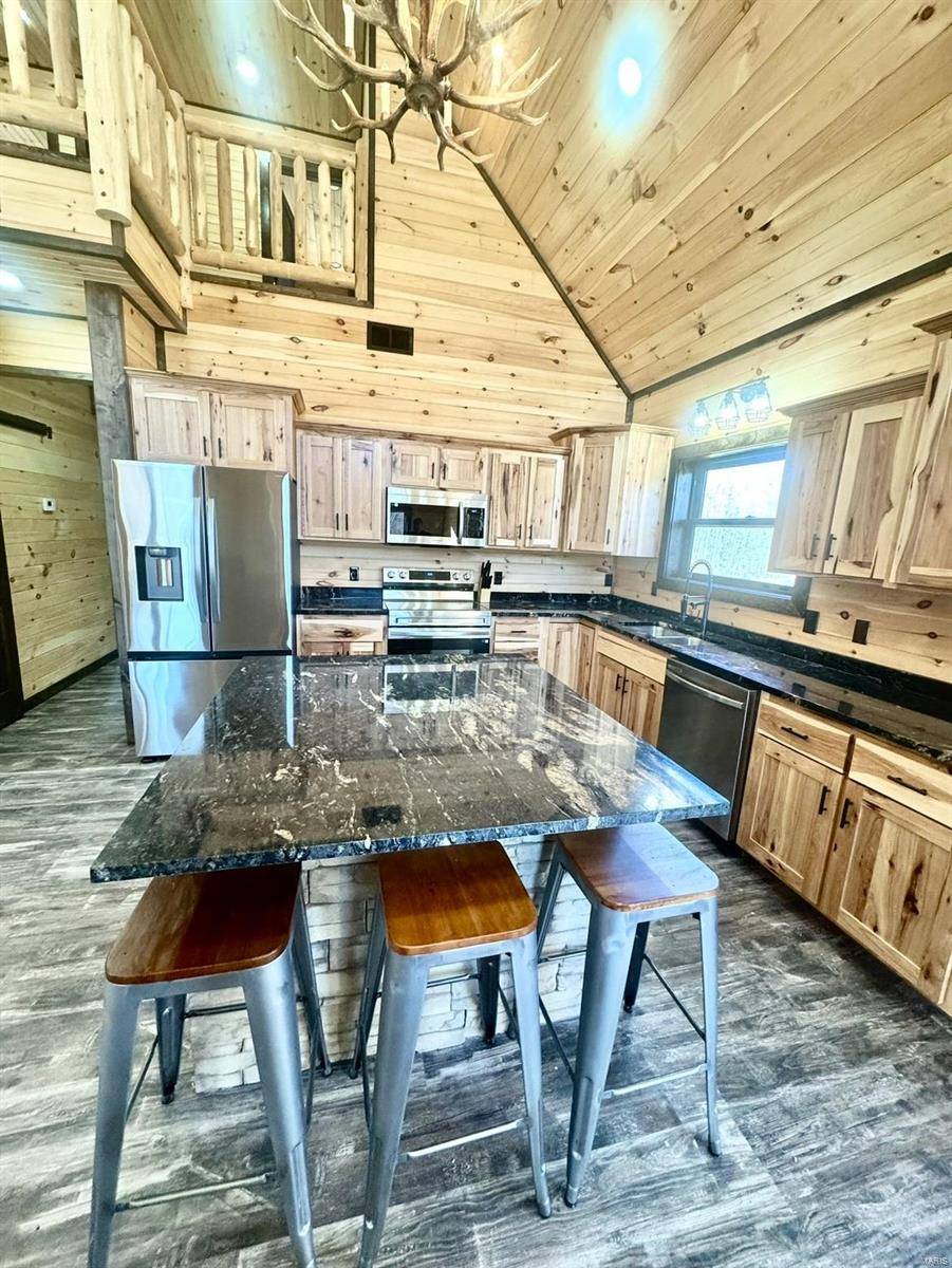 Doniphan, MO 63935,1067 Forest Road 4811