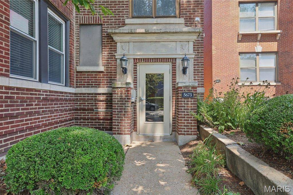 St Louis, MO 63112,5673 Waterman BLVD #31