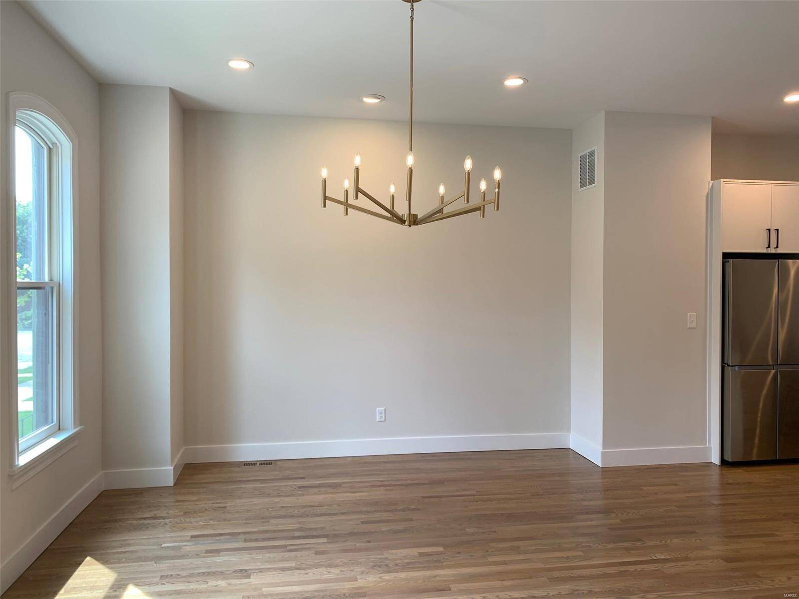 St Louis, MO 63104,2215 Hickory
