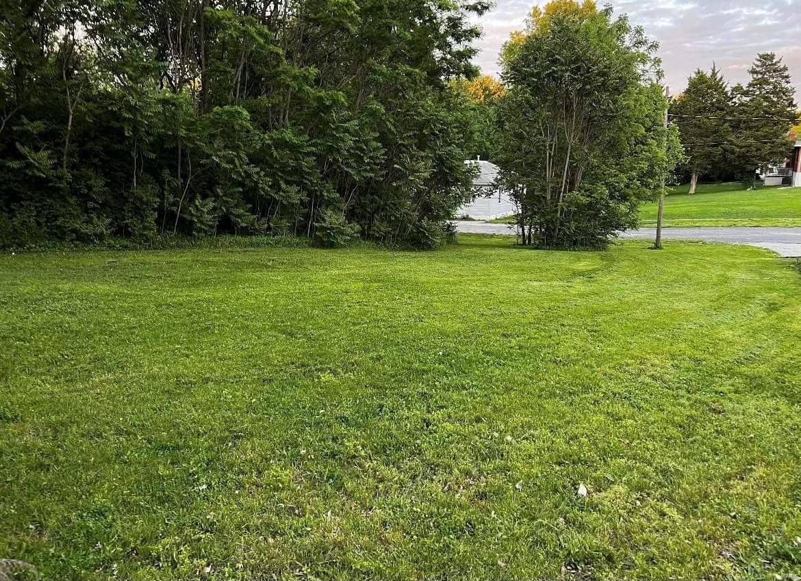 Staunton, IL 62088,125 N Wood ST