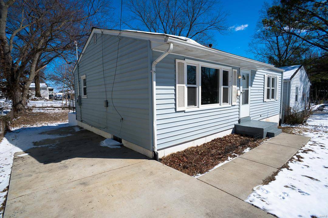 St Ann, MO 63074,11005 Florence AVE