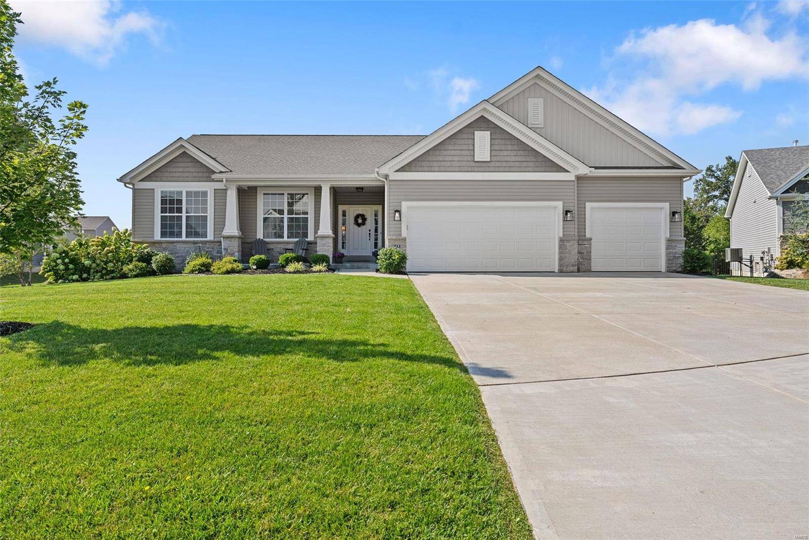 Lake St Louis, MO 63367,213 Wyndemere LN