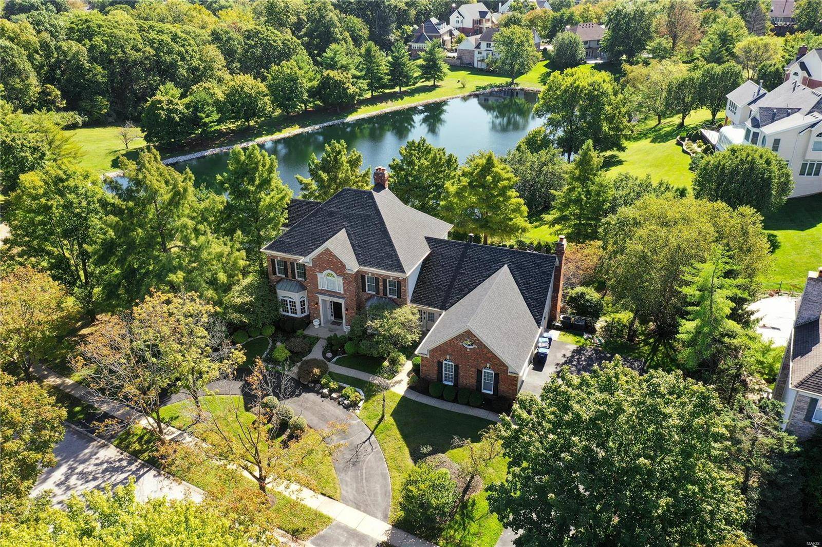 Ballwin, MO 63011,958 Kimswick Manor LN