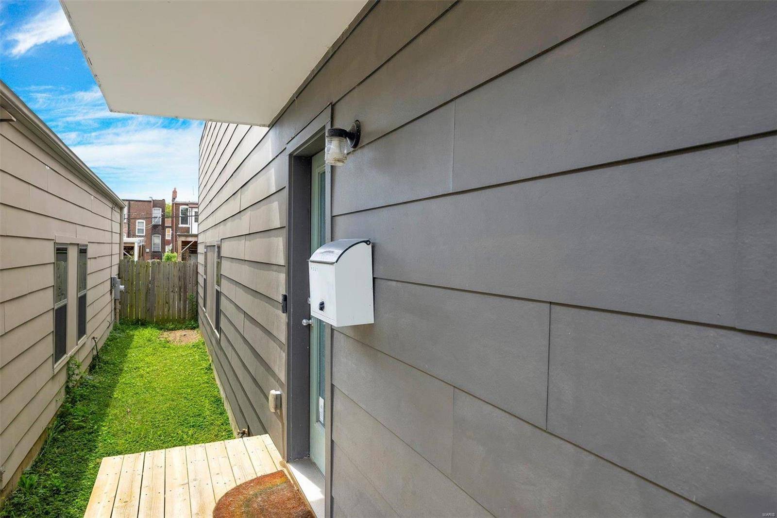 St Louis, MO 63110,4154 Blaine AVE