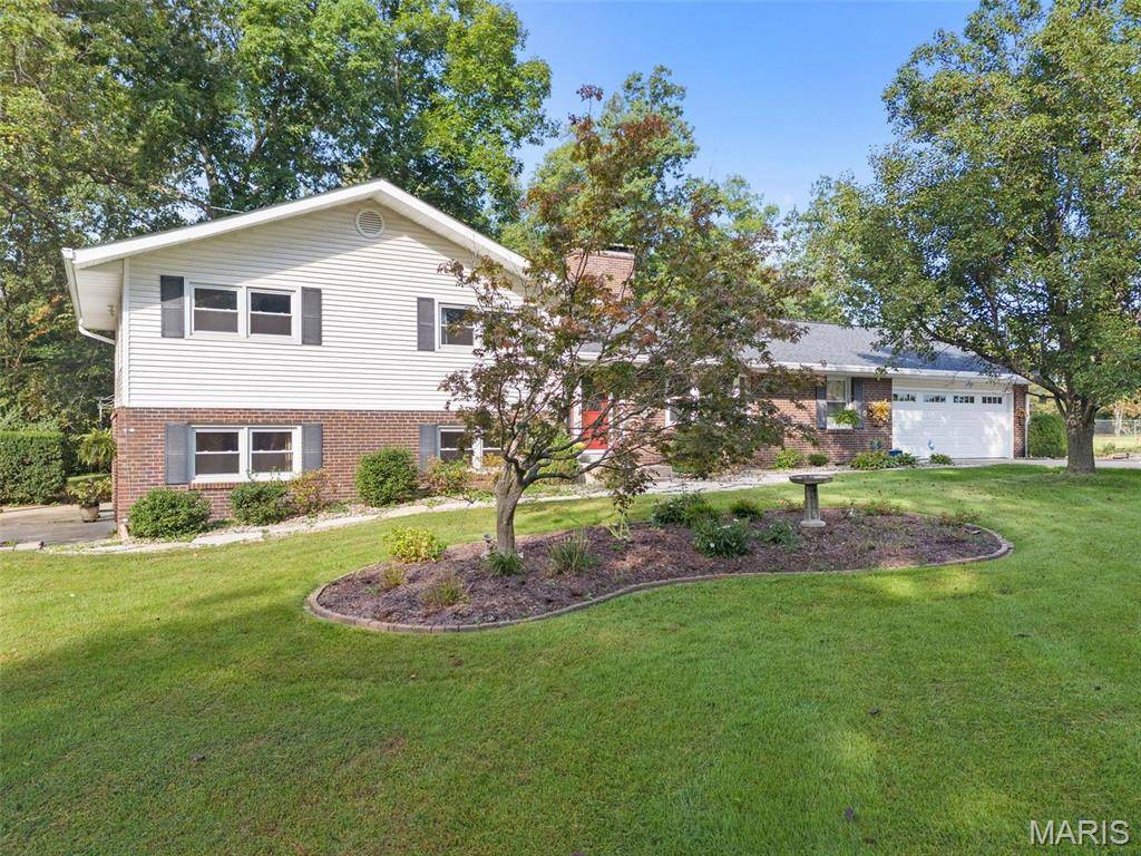 Troy, MO 63379,10 Forest Ridge LN