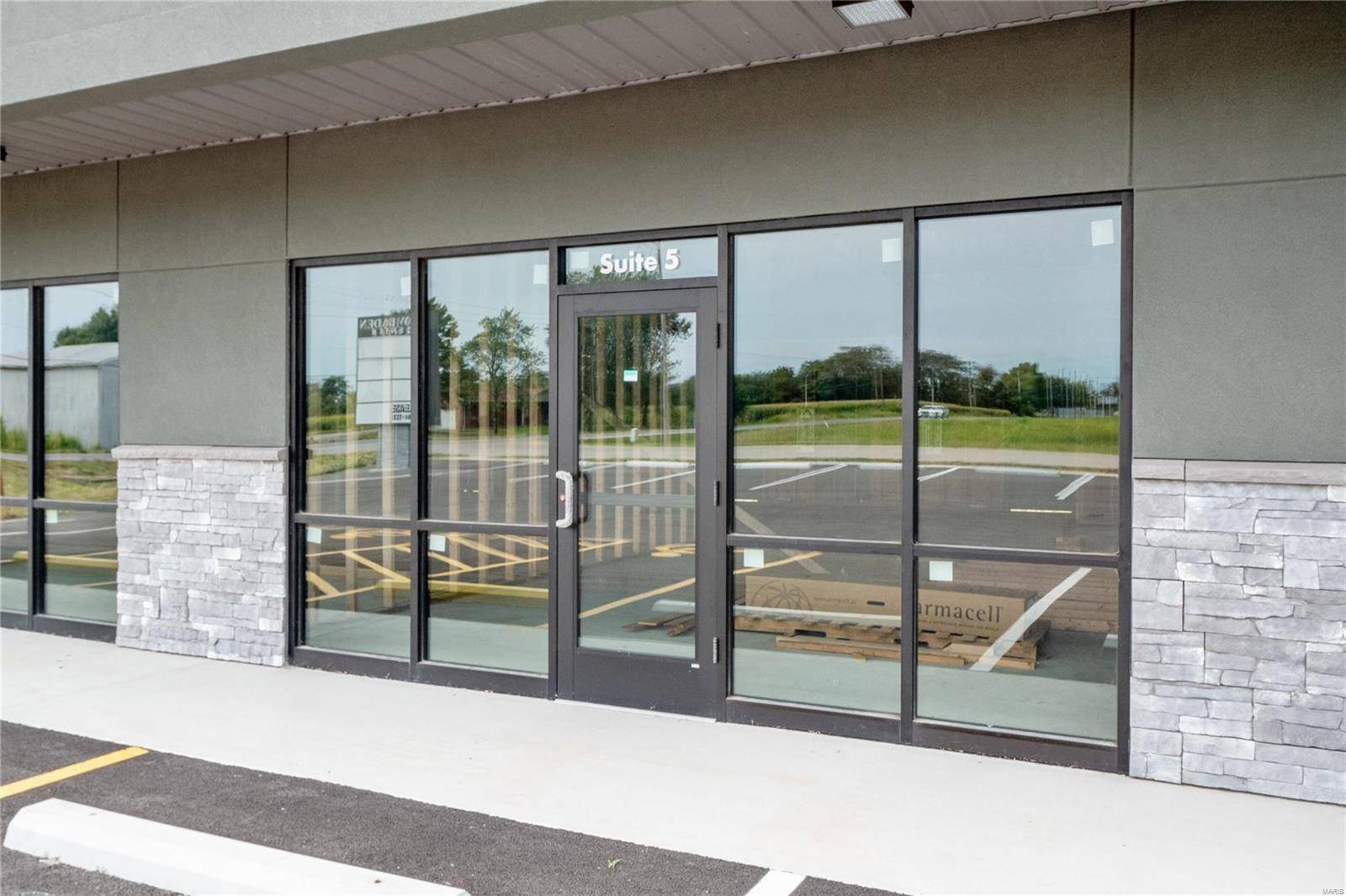 New Baden, IL 62265,1219 E Cedar ST #5