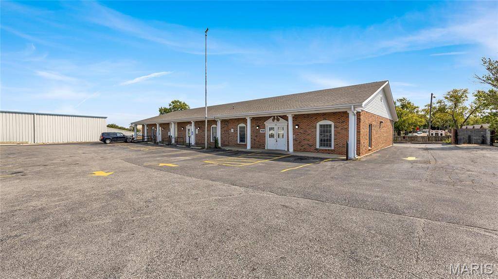 St Charles, MO 63301,2495 Raymond DR #2495-2499 Raymond Dr.