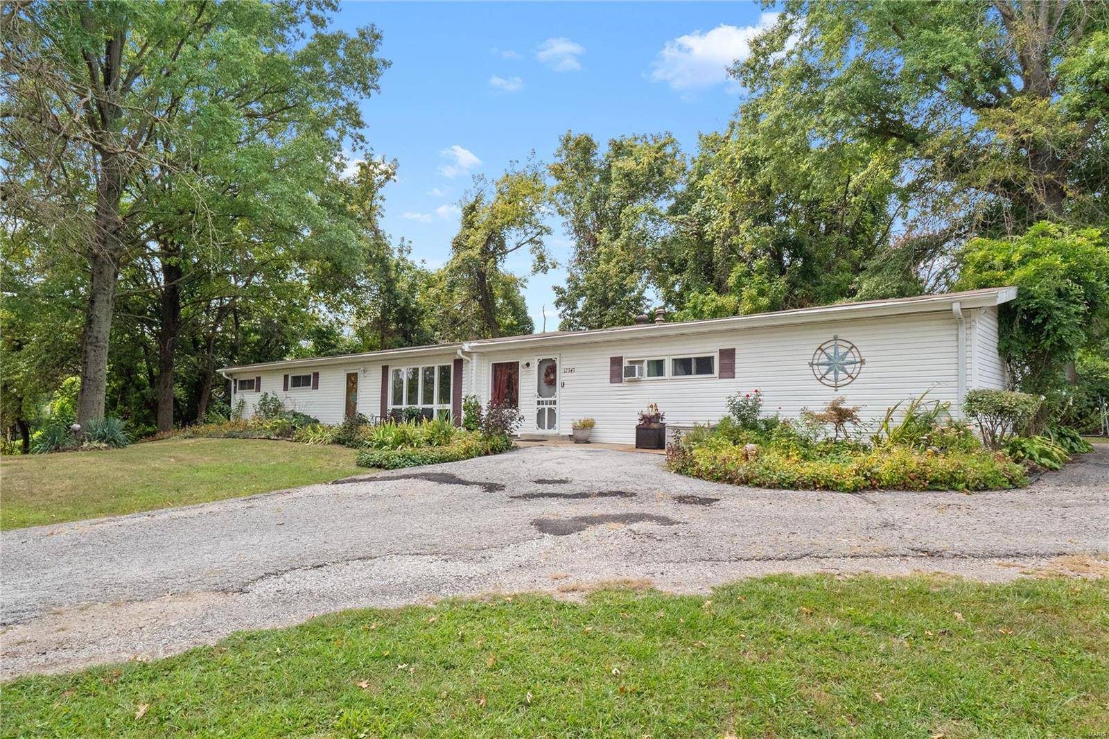 St Louis, MO 63138,12343 Fontaine LN