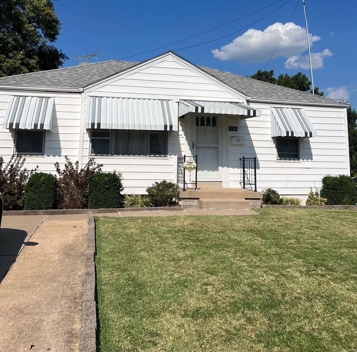 St Ann, MO 63074,10341 Little Flower LN