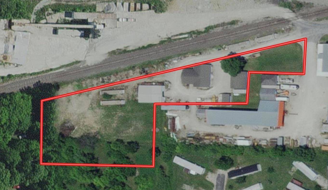 Sparta, IL 62286,822 W 2nd ST