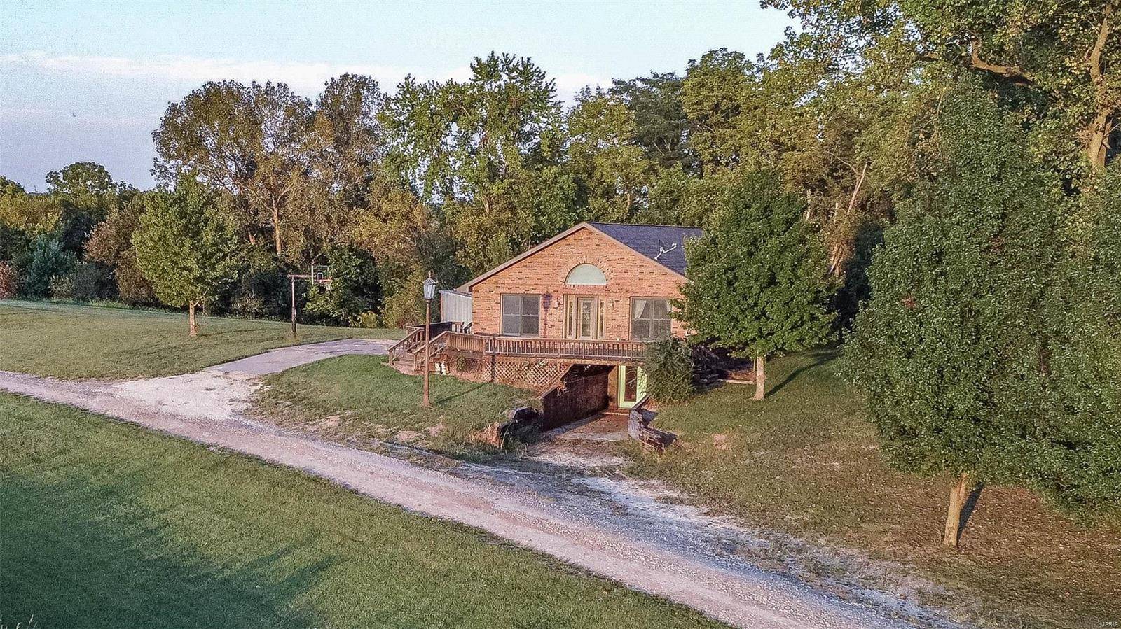 Pleasant Hill, IL 62366,36296 130th AVE