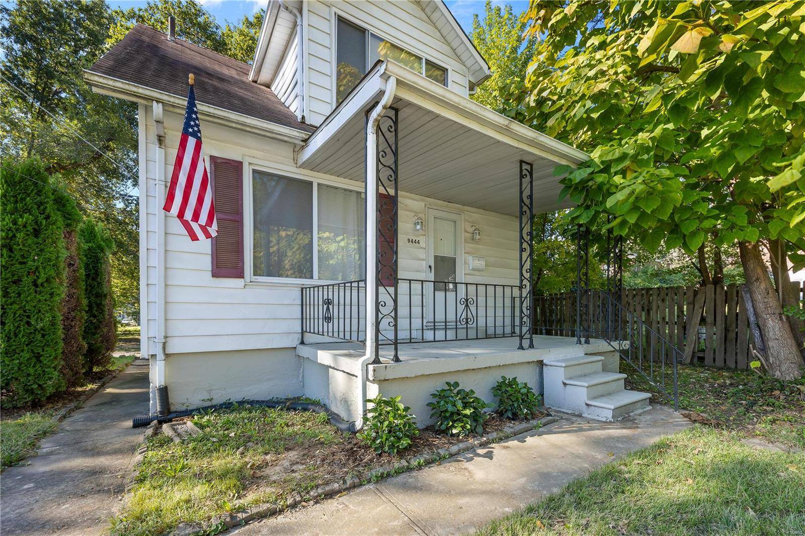 St Louis, MO 63114,9444 Bristol AVE