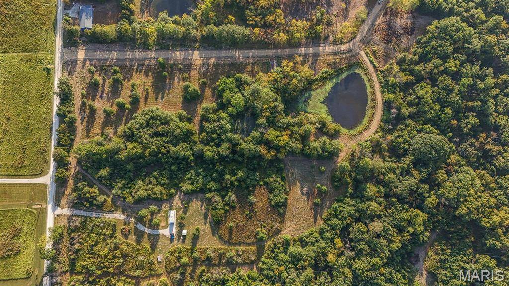 Perry, MO 63462,10 Hopkins RD