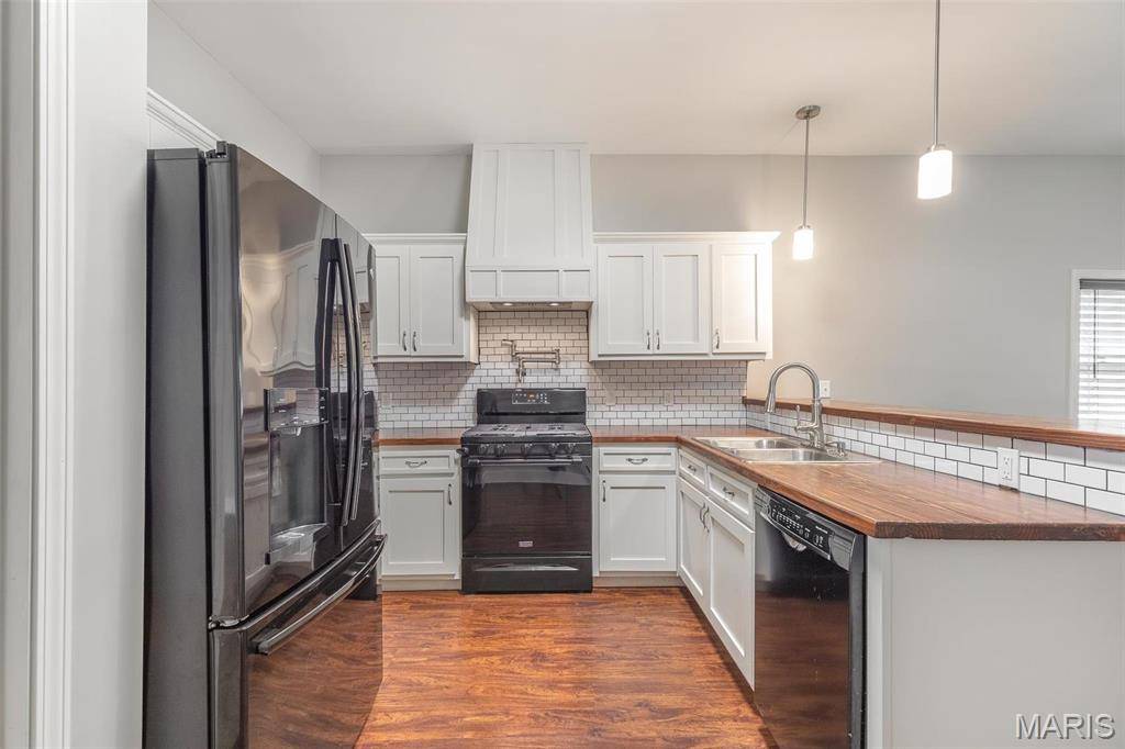 Poplar Bluff, MO 63901,828 Poplar St