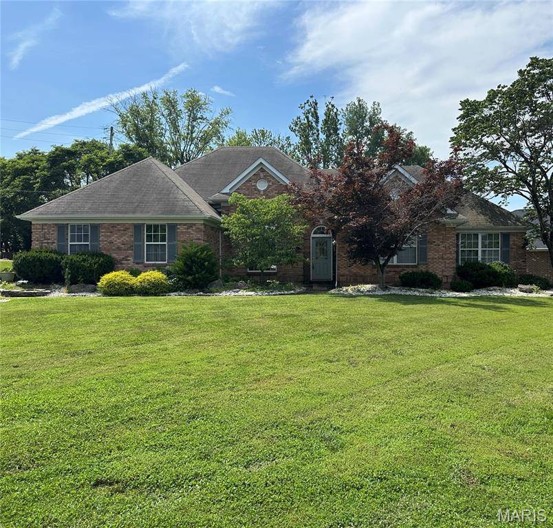 Belleville, IL 62223,2 Pebble Hill DR