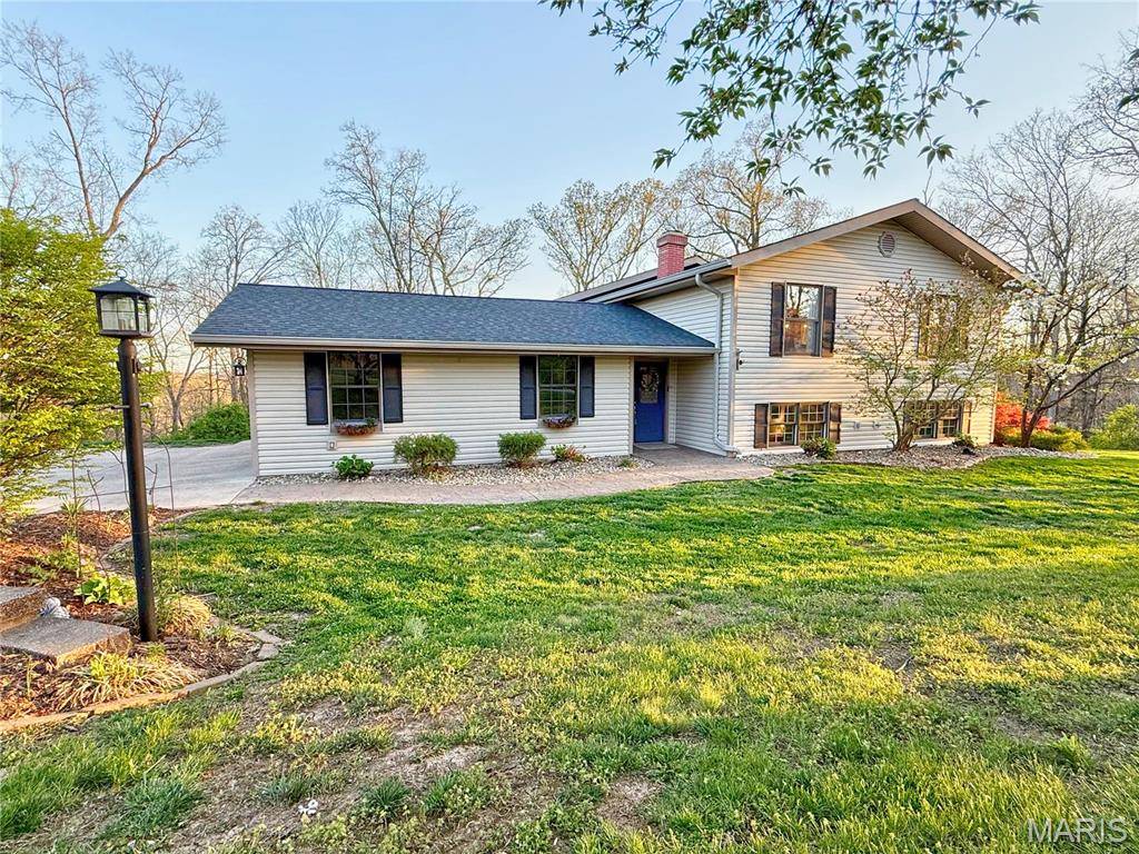 Marthasville, MO 63357,16483 Hilltop RD
