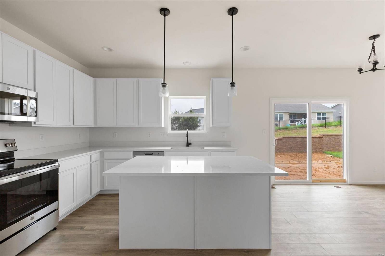 Wentzville, MO 63385,376 Butterfly Garden LN